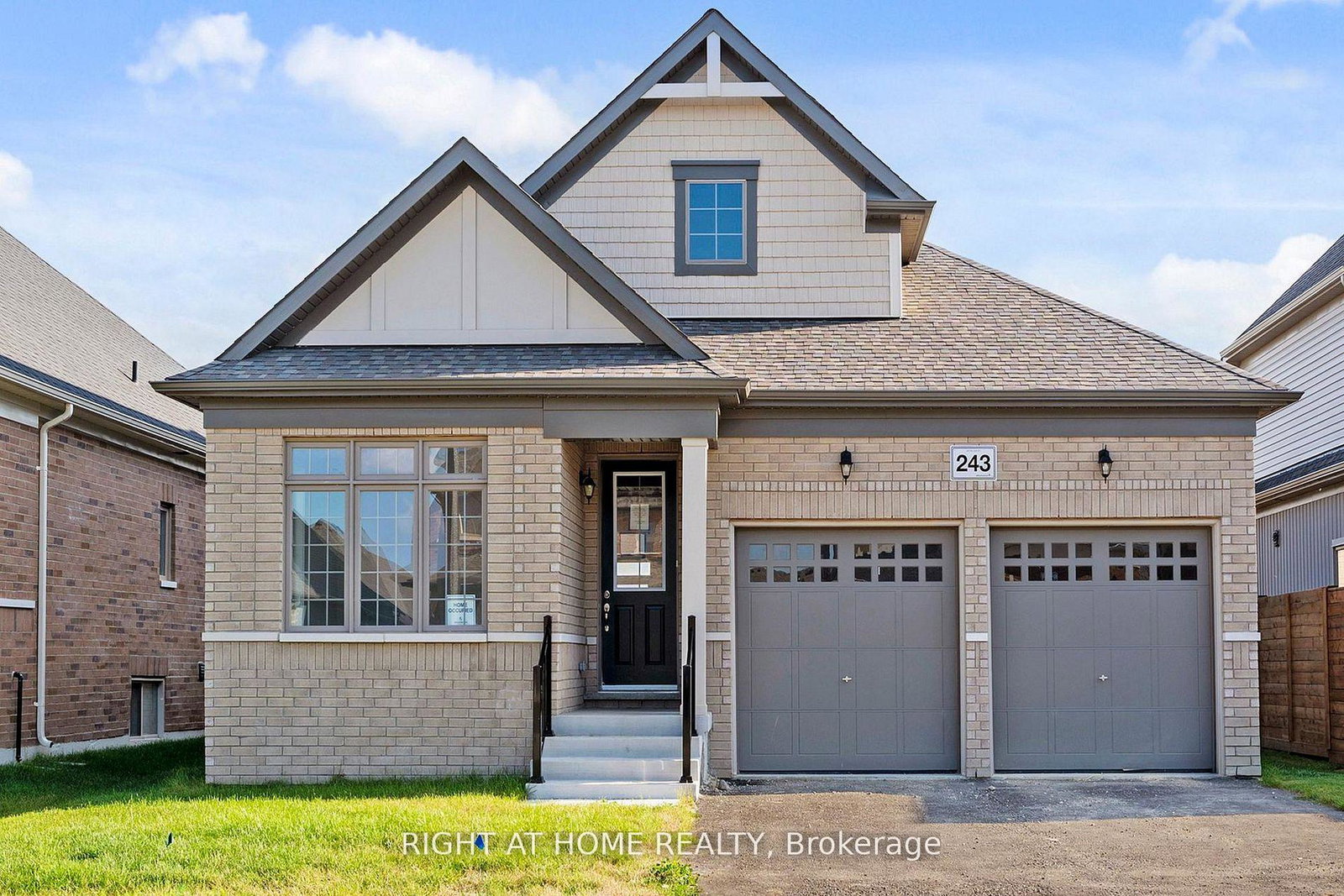 243-duncan-street-clearview-ontario-s13134586