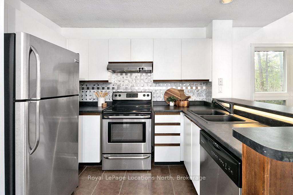 49-trott-boulevard-collingwood-ontario-s13134638