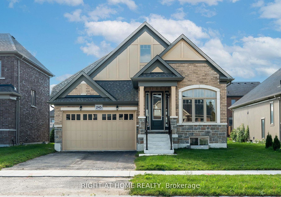 245-wilcox-drive-clearview-ontario-s13135868
