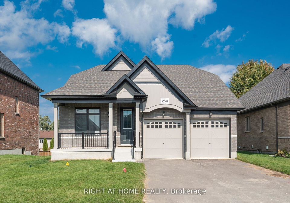 254-wilcox-drive-clearview-ontario-s13135934