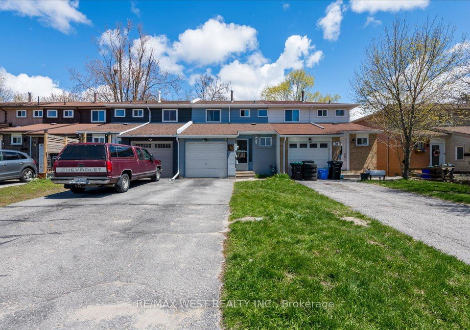 68-chaucer-crescent-barrie-ontario-s13136074