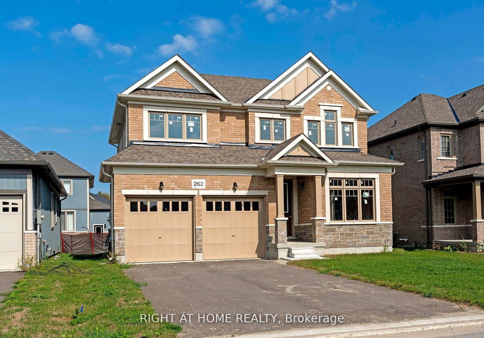262-duncan-street-clearview-ontario-s13136154