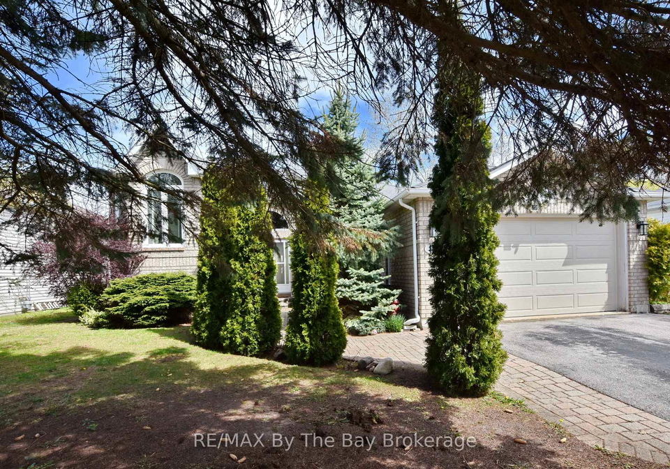 17-acorn-crescent-wasaga-beach-ontario-s13136566