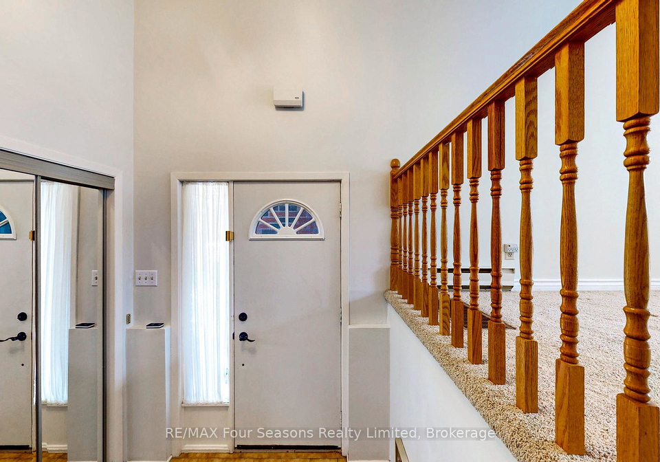 323-hickory-street-collingwood-ontario-s13136630
