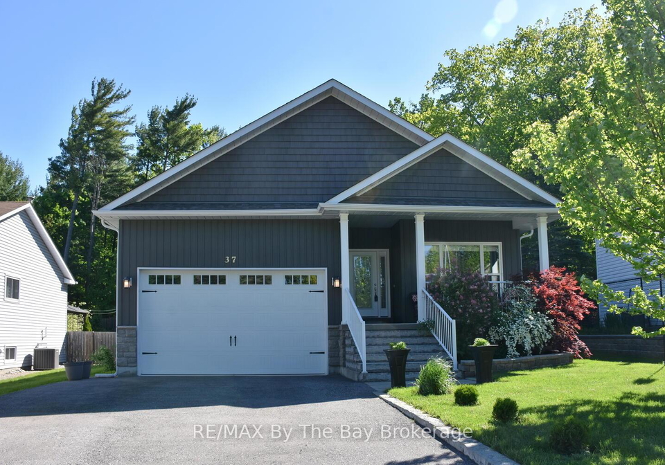 37-wesley-avenue-wasaga-beach-ontario-s13137406