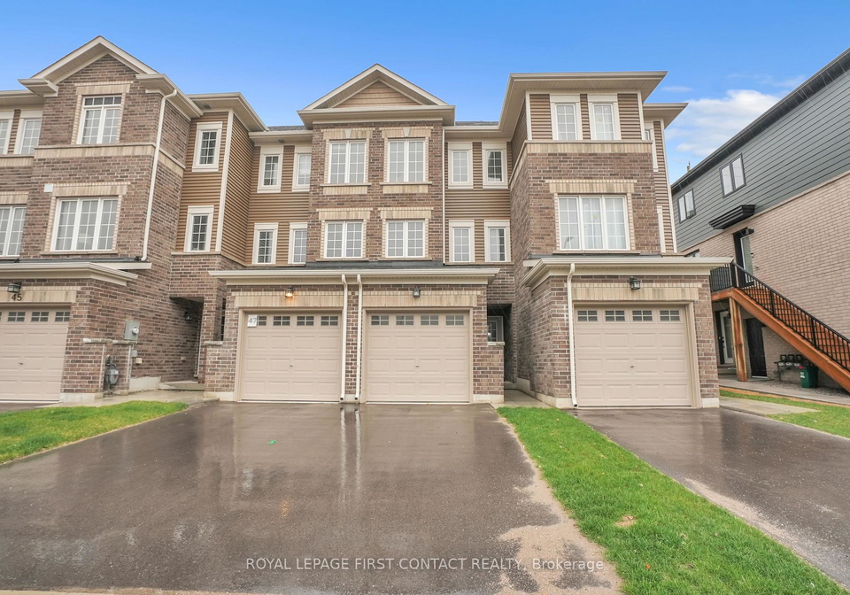 49-pumpkin-corner-crescent-barrie-ontario-s13137694