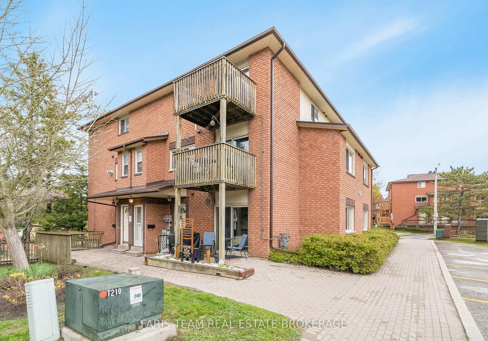 19-meadow-lane-barrie-ontario-s13138340