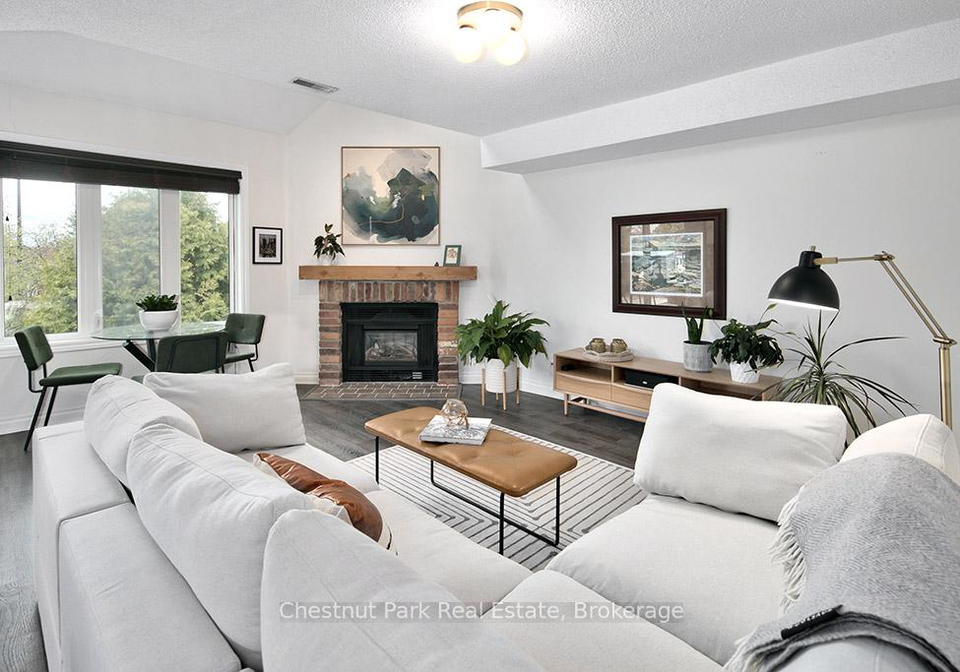 55-trott-boulevard-collingwood-ontario-s13138386