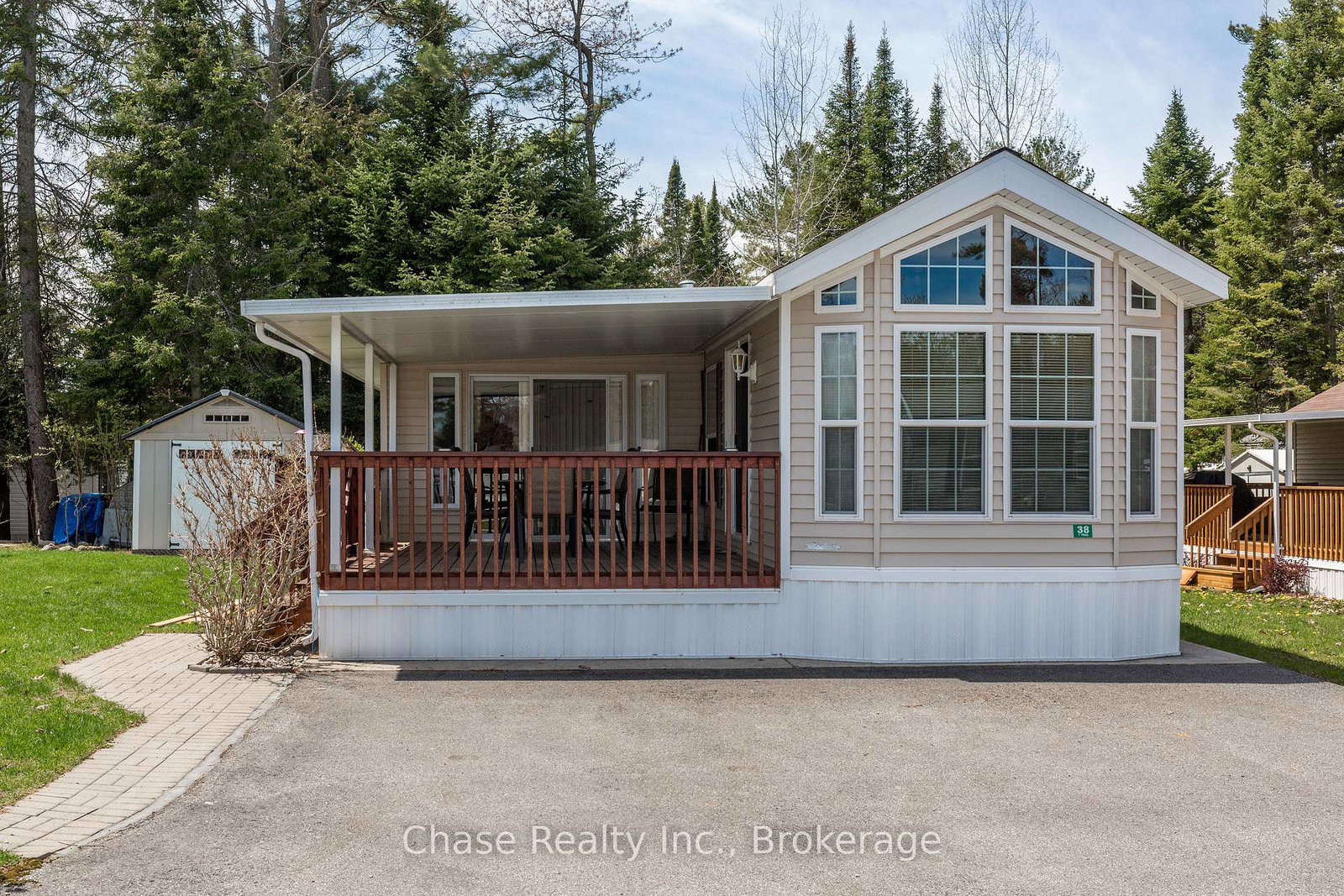 38-temagami-trail-wasaga-beach-ontario-s13140620