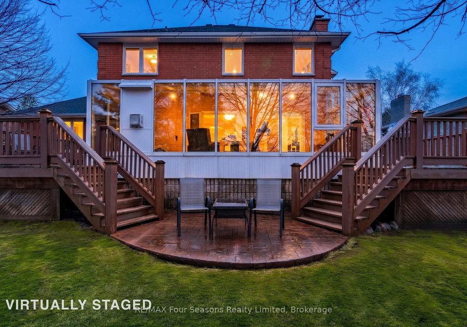 16-carmichael-crescent-collingwood-ontario-s13140748