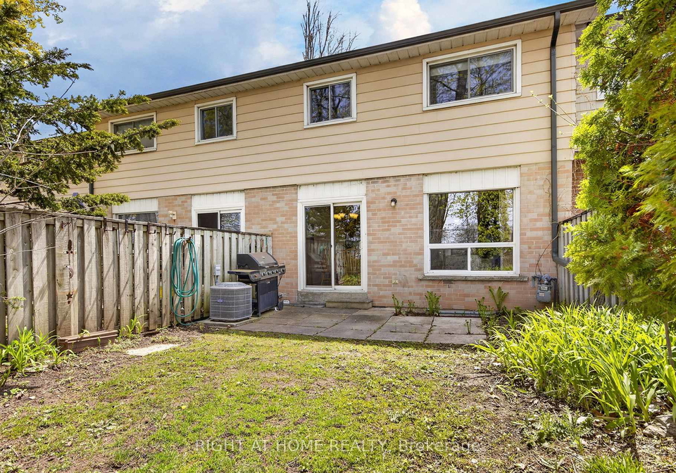 2-bernick-drive-barrie-ontario-s13140816
