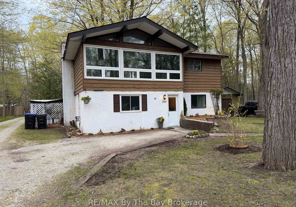 288-knox-road-e-wasaga-beach-ontario-s13141868