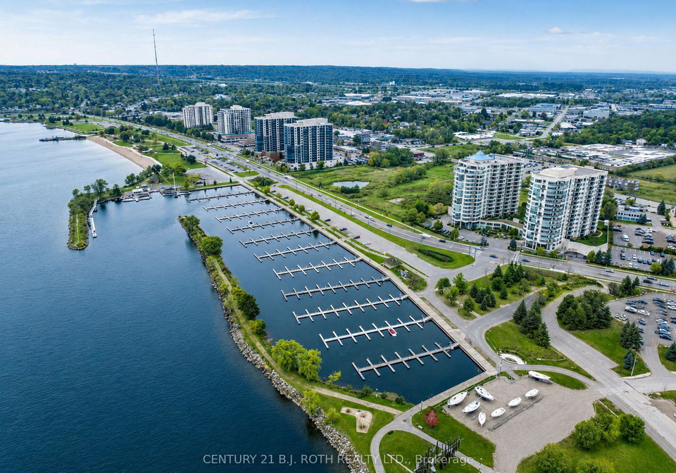 2-toronto-street-barrie-ontario-s13142438