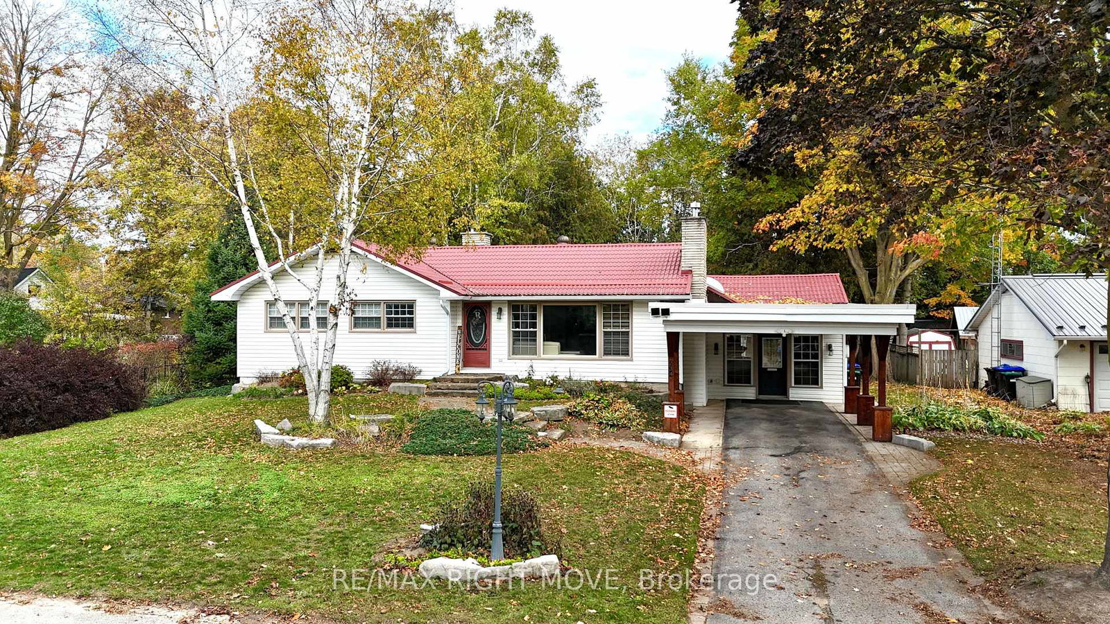 234-oak-street-clearview-ontario-s13142562