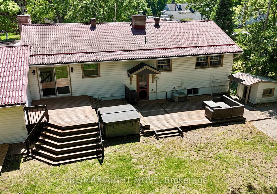 234-oak-street-clearview-ontario-s13142562