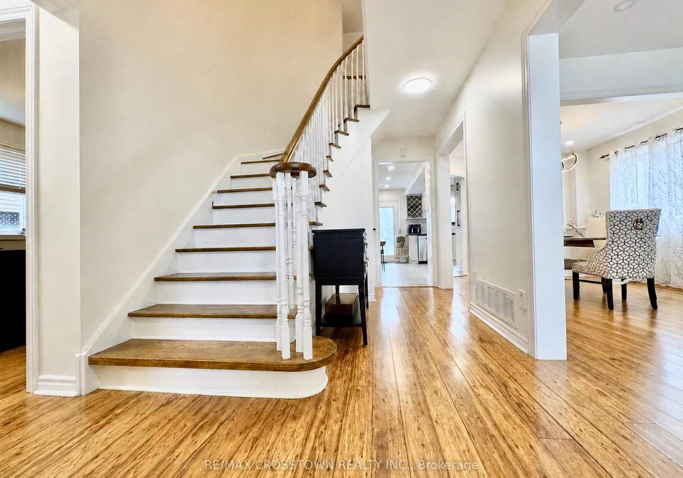25-nicole-marie-avenue-barrie-ontario-s13145892