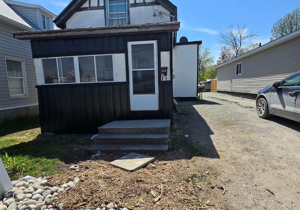 111-andrew-street-s-orillia-ontario-s13147010