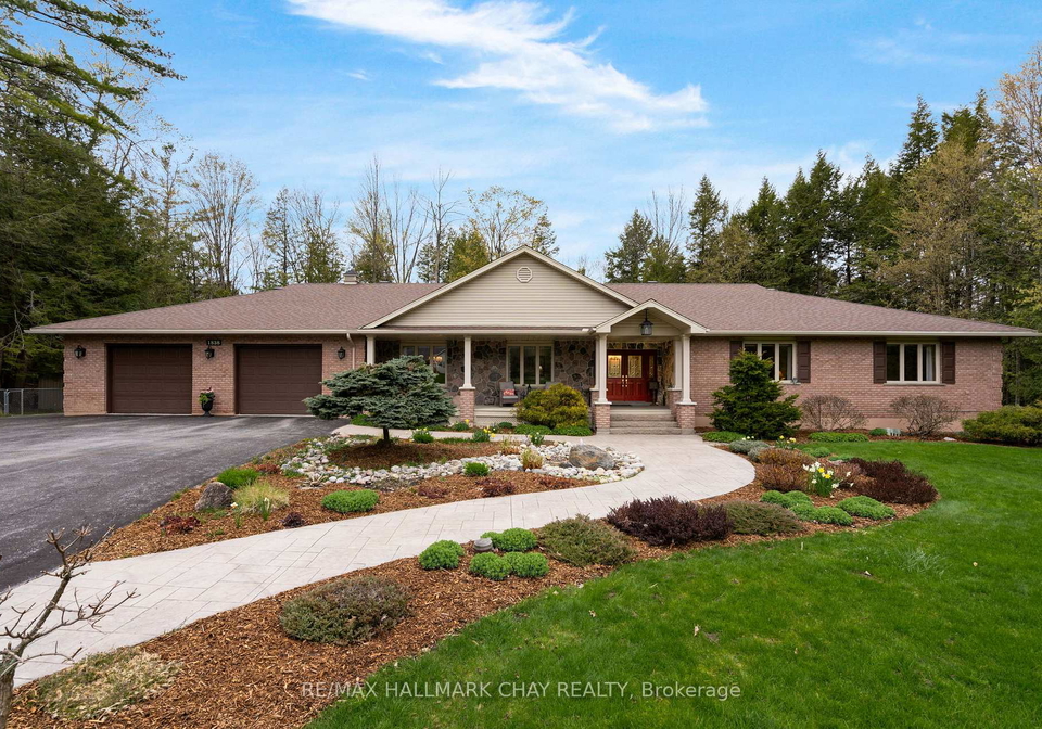 1838-carriage-court-severn-ontario-s13151306