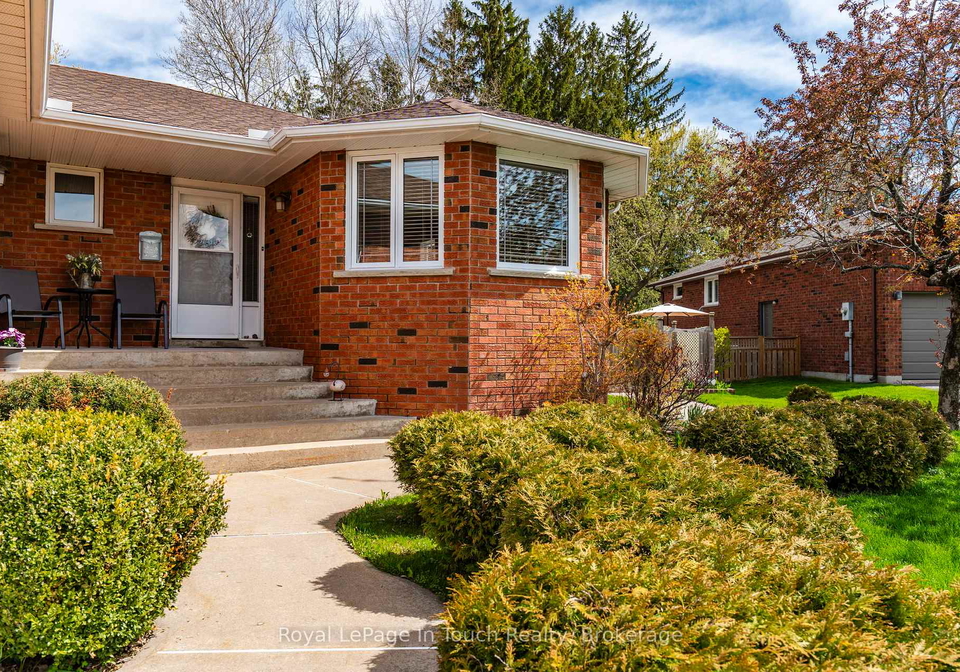 101-peel-street-penetanguishene-ontario-s13152392