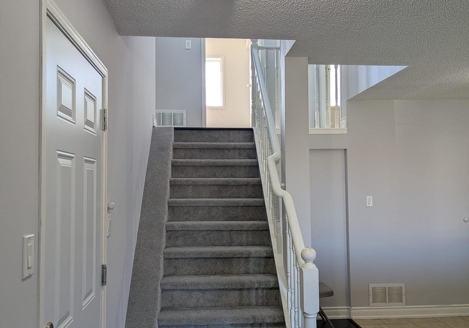 152-madelaine-drive-barrie-ontario-s13153168