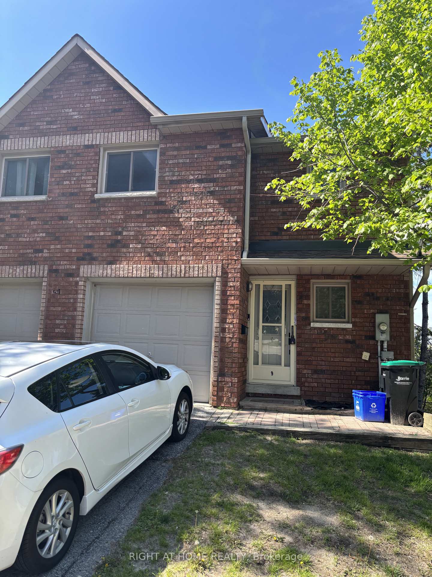 9-quail-crescent-barrie-ontario-s13153272