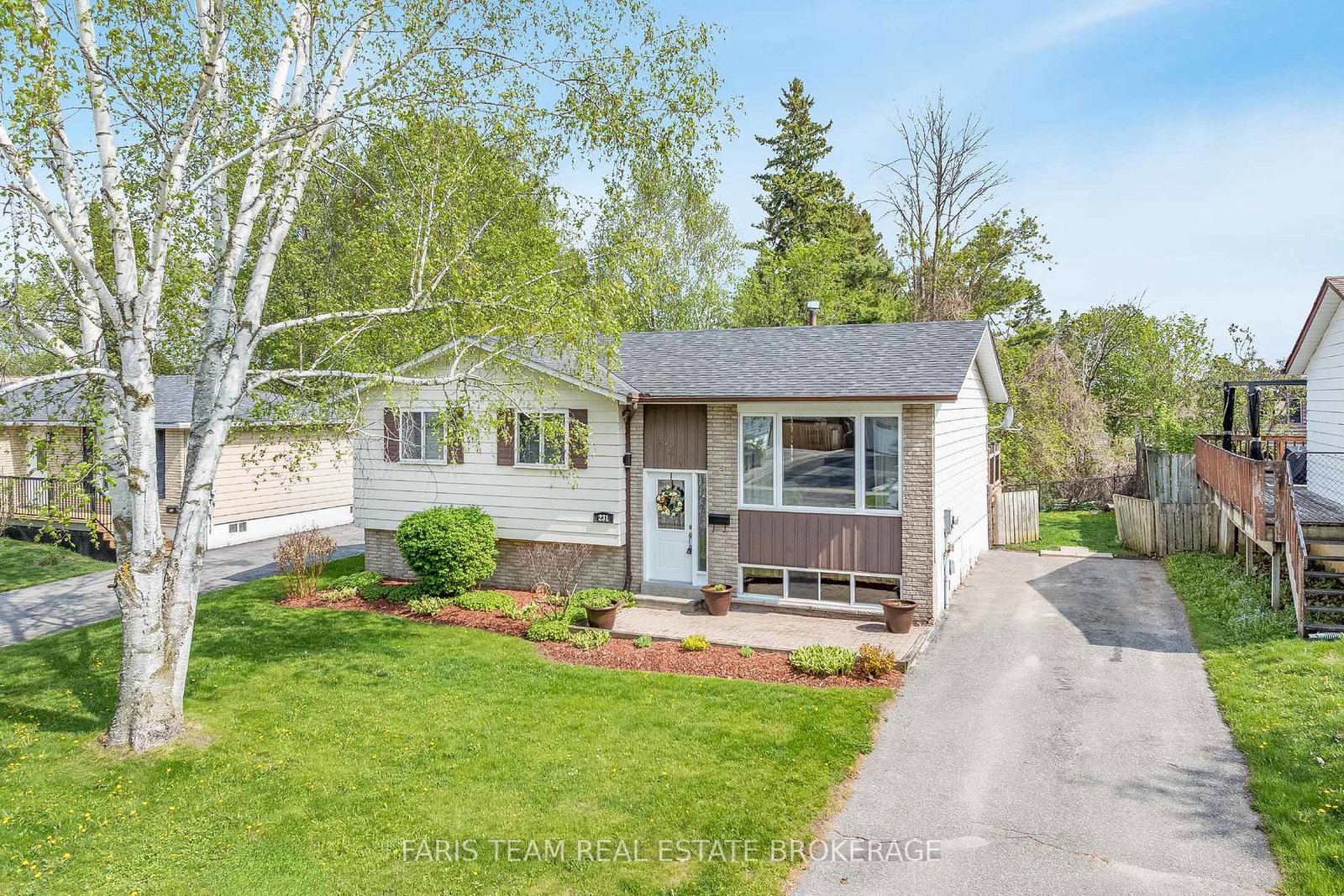 231-chaingate-drive-midland-ontario-s13153440