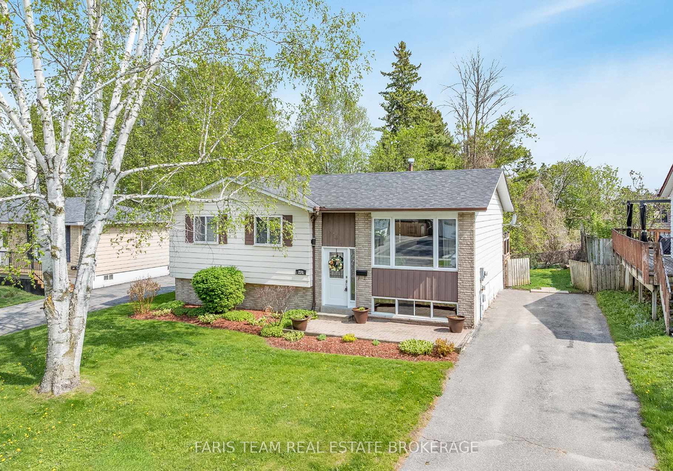231-chaingate-drive-midland-ontario-s13153440