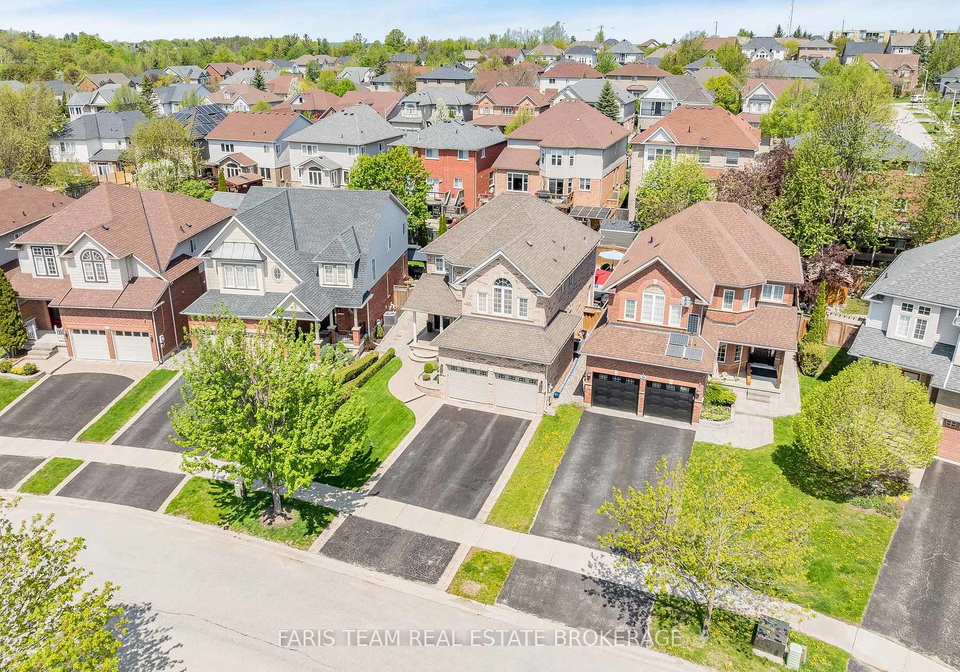 12-kensington-trail-barrie-ontario-s13155356