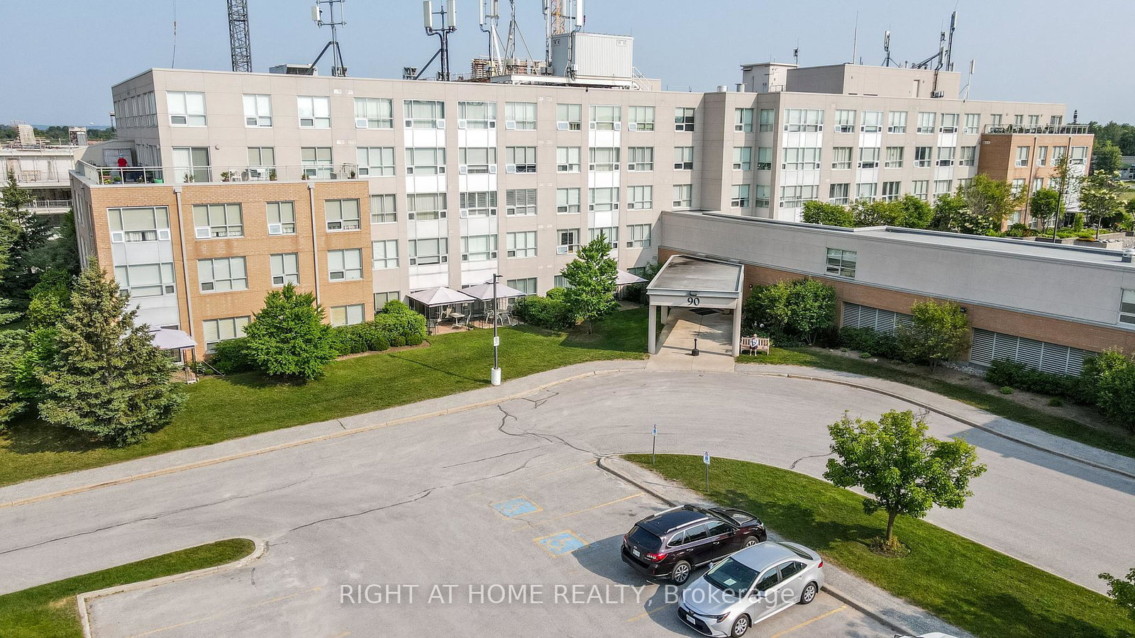 90-dean-avenue-barrie-ontario-s13155414