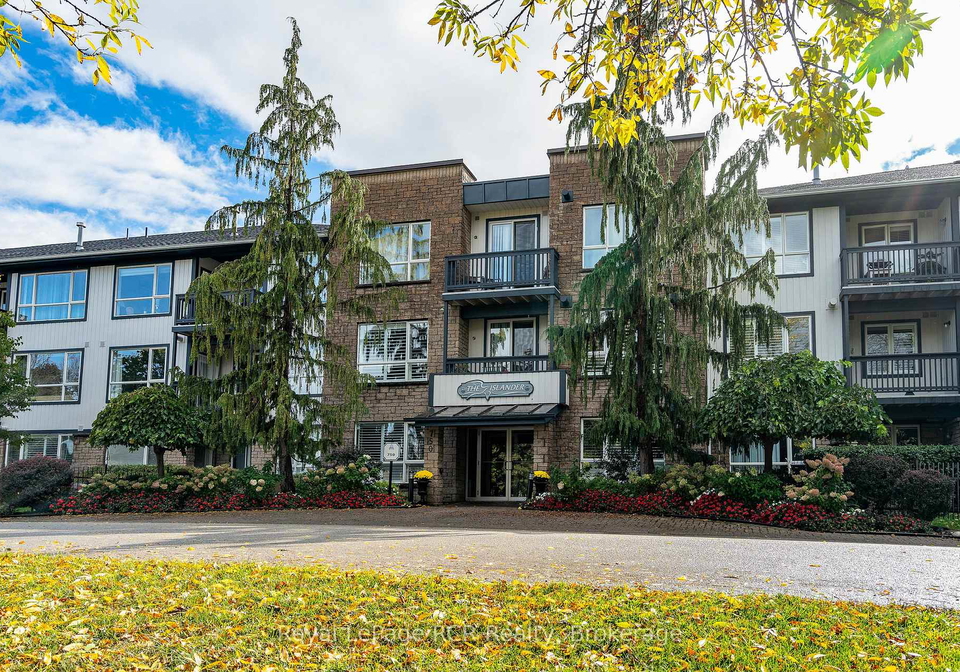 750-johnston-park-avenue-collingwood-ontario-s13155910