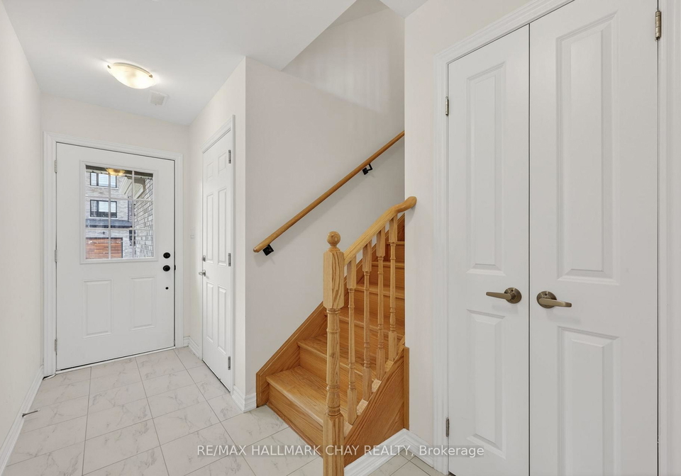 21-pumpkin-corner-crescent-barrie-ontario-s13155980