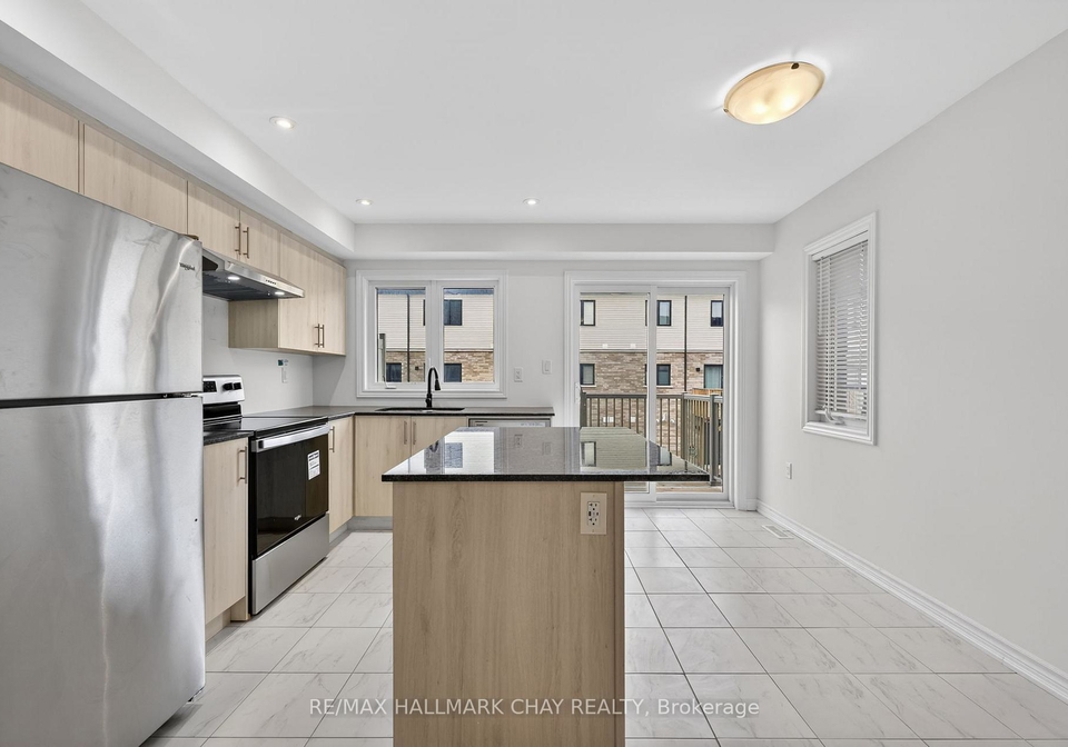 21-pumpkin-corner-crescent-barrie-ontario-s13155980