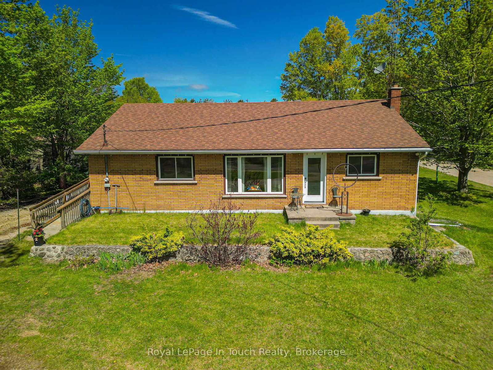 859-cedar-point-road-tiny-ontario-s13156836