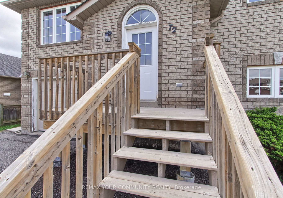 72-ambler-bay-barrie-ontario-s13157044