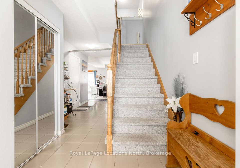 16-arcadia-road-wasaga-beach-ontario-s13157434