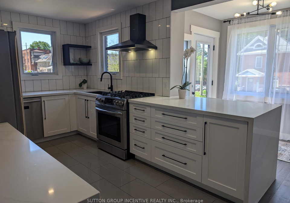 295-queen-street-midland-ontario-s13157692