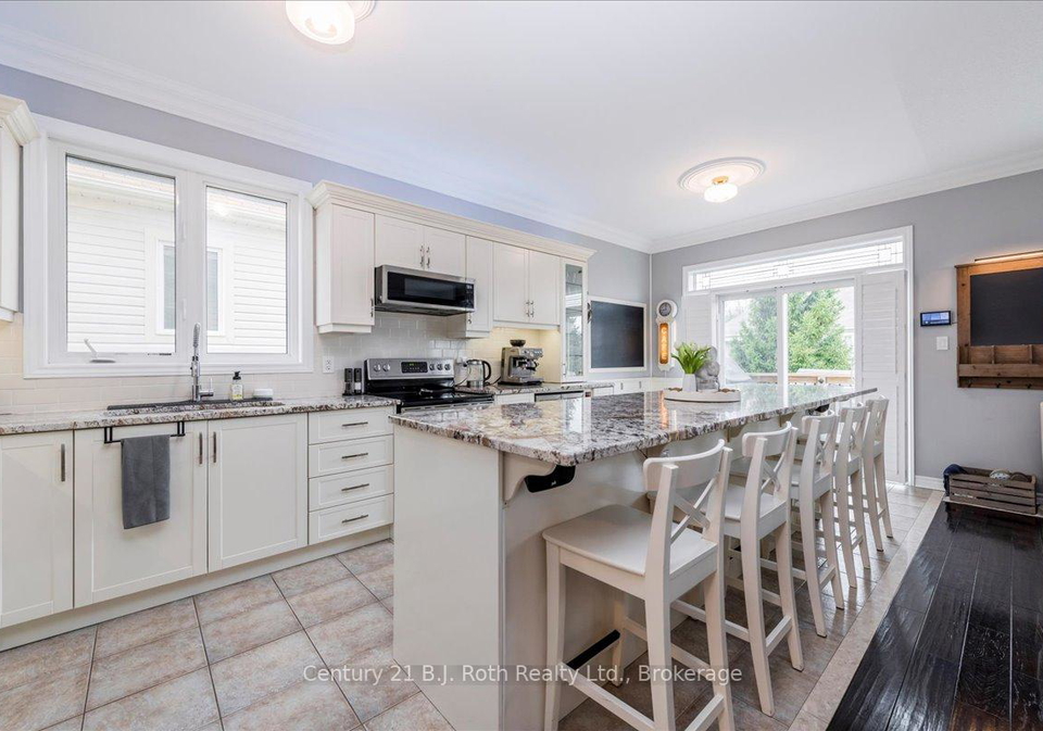40-grand-poplar-lane-wasaga-beach-ontario-s13158354