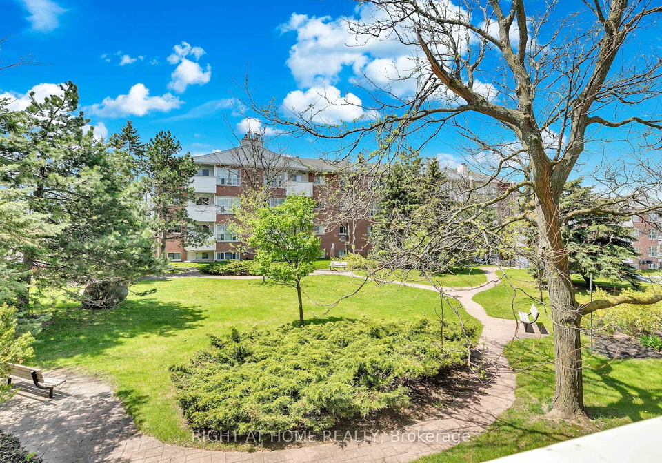 126-bell-farm-road-barrie-ontario-s13158456