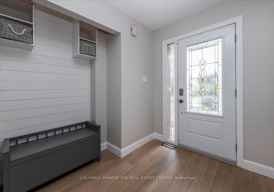 25-coleman-drive-barrie-ontario-s13158932