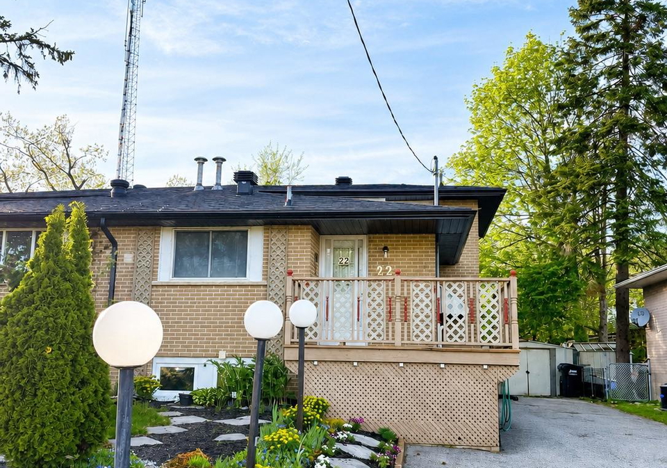 22-charlbrook-avenue-barrie-ontario-s13159150