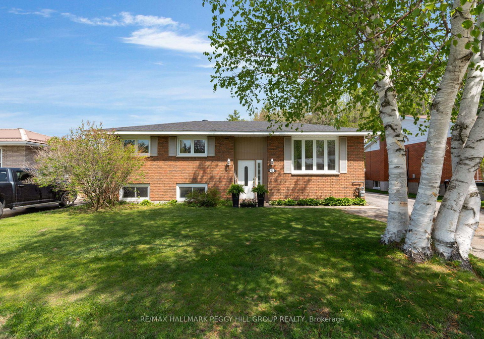 32-kerr-drive-penetanguishene-ontario-s13162110