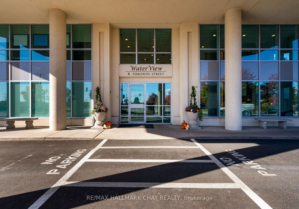6-toronto-street-barrie-ontario-s13162144