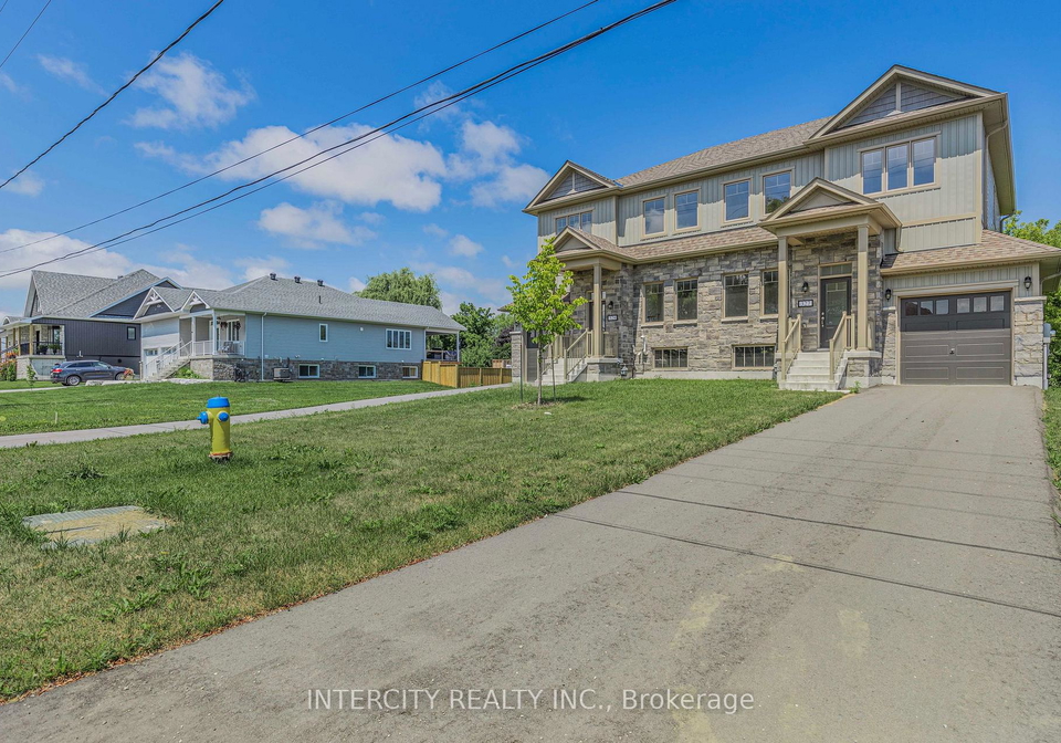 327-quebec-street-clearview-ontario-s13163778
