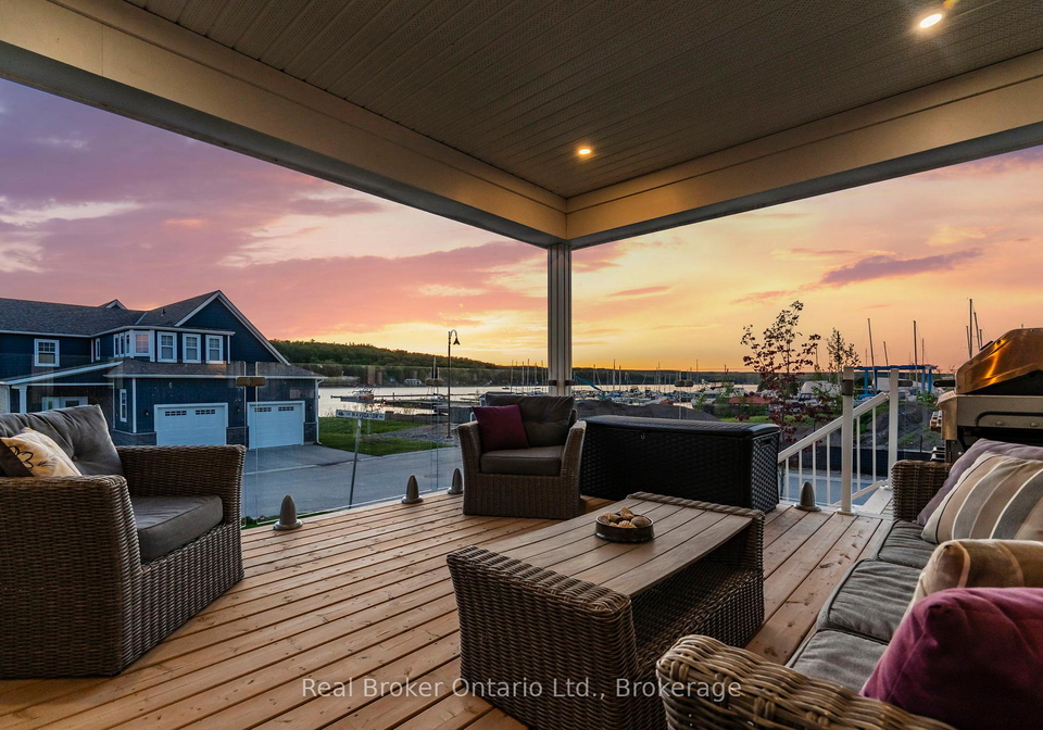 38-magazine-street-penetanguishene-ontario-s13163818