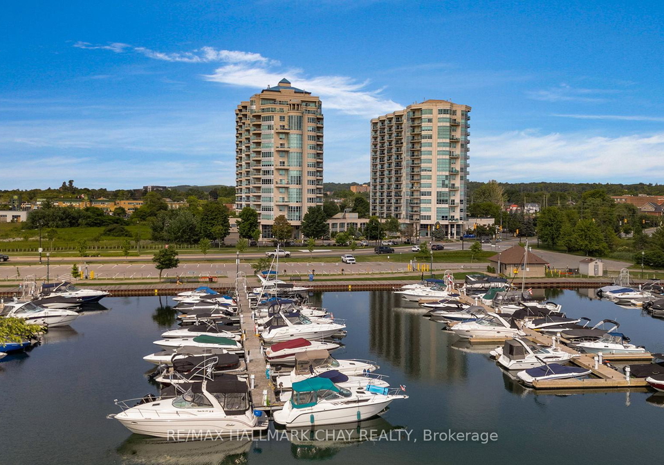 6-toronto-street-barrie-ontario-s13163994
