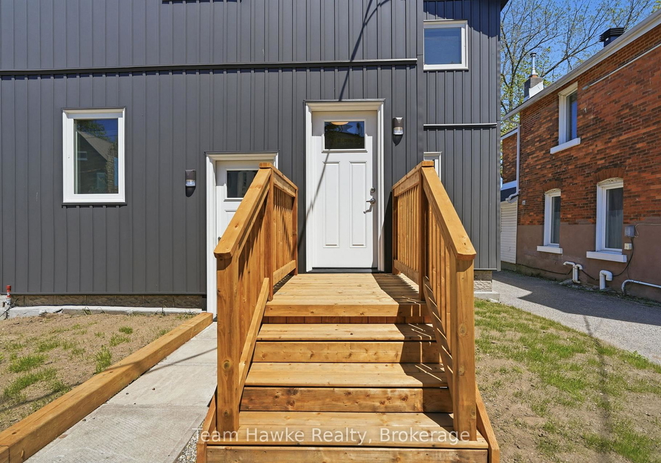 64-matchedash-street-s-orillia-ontario-s13164154