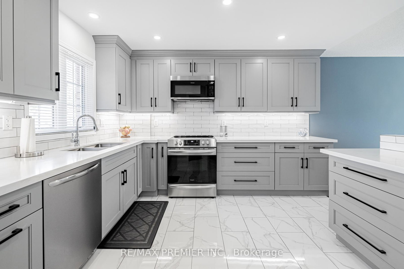 20-cranberry-heights-wasaga-beach-ontario-s13167606