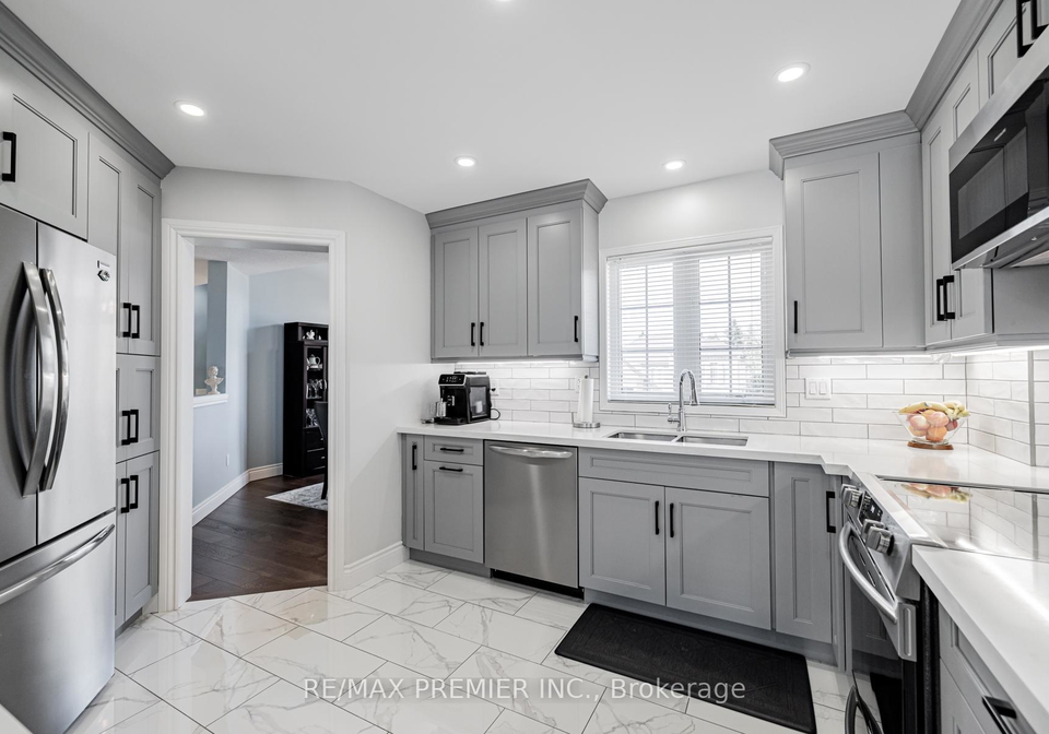 20-cranberry-heights-wasaga-beach-ontario-s13167606