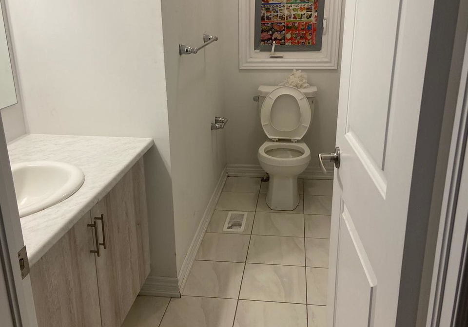 163-fenchurch-manor-barrie-ontario-s13167682