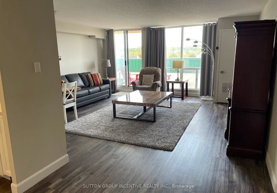 65-ellen-street-barrie-ontario-s13168686